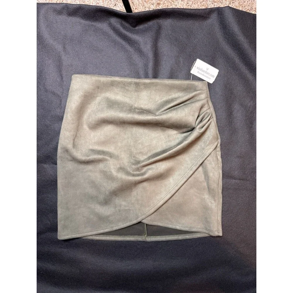 Lot of 3 New With Tags Windsor Womens Large Mini Skirt Business Plaid Faux Suede